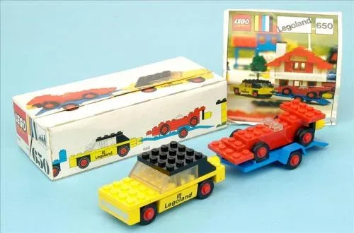 LEGO 650 Voiture avec remorque et voiture de course - prix | Brick Broker