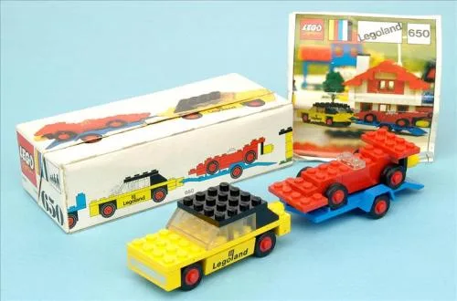 LEGO 650 Voiture avec remorque et voiture de course - prix | Brick Broker