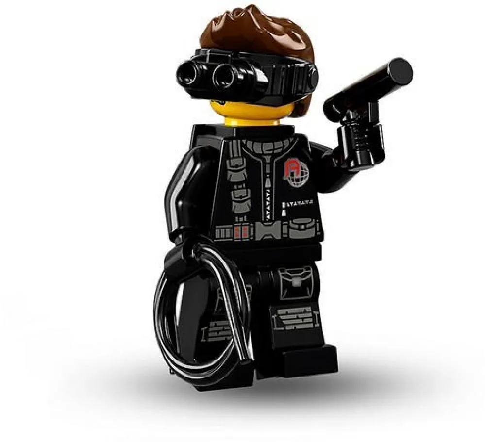 LEGO 71013 Espion - prix et où acheter | Brick Broker
