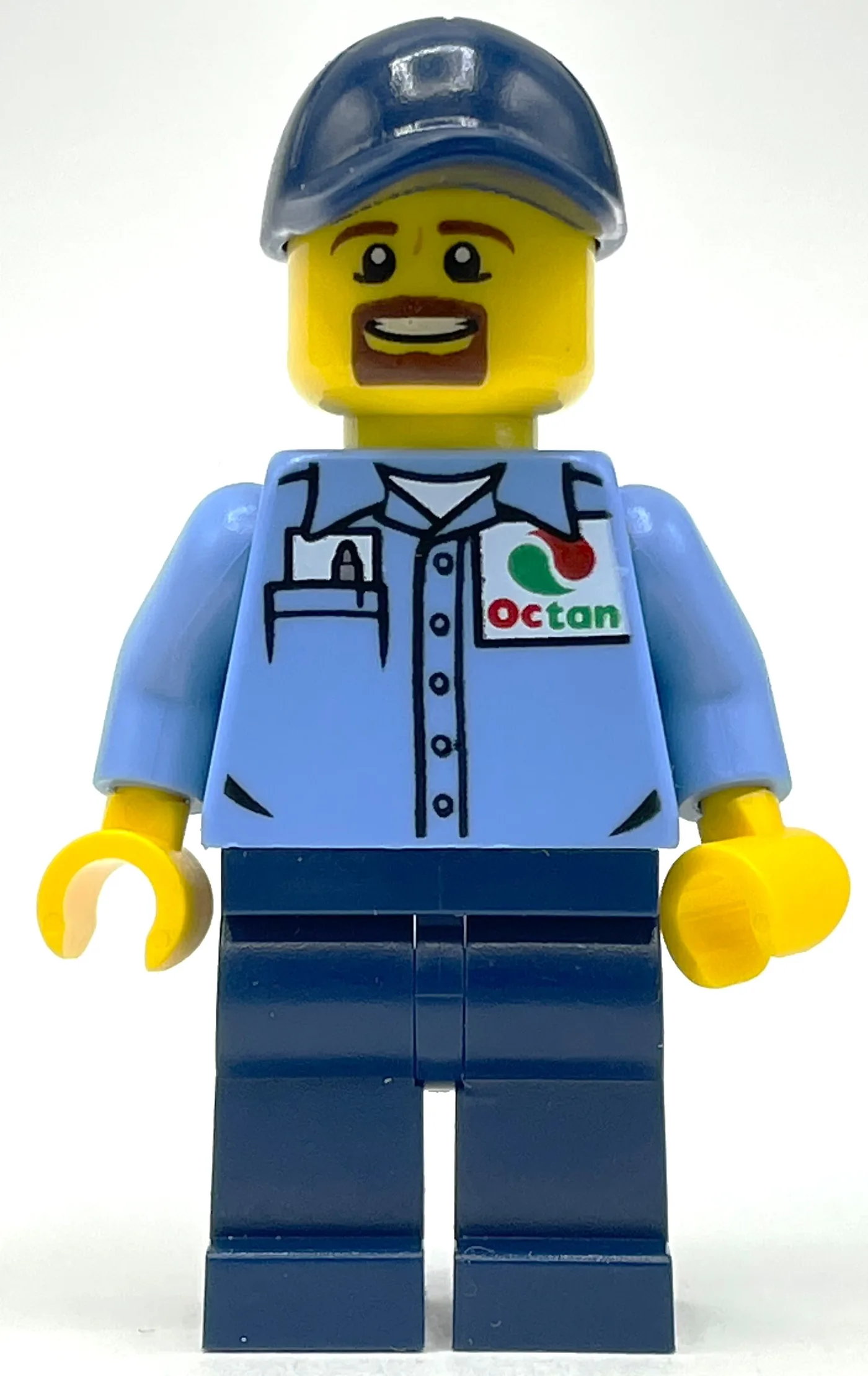Man, Medium Blue Shirt with Octan Logo, Dark… — minifigurine LEGO | Brick Broker