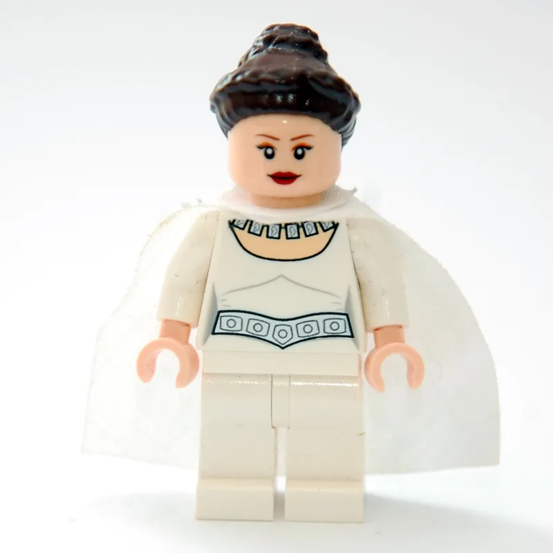 Princess Leia, White Robe, White Cape — dans quels sets LEGO ? (fig-003889) | Brick Broker