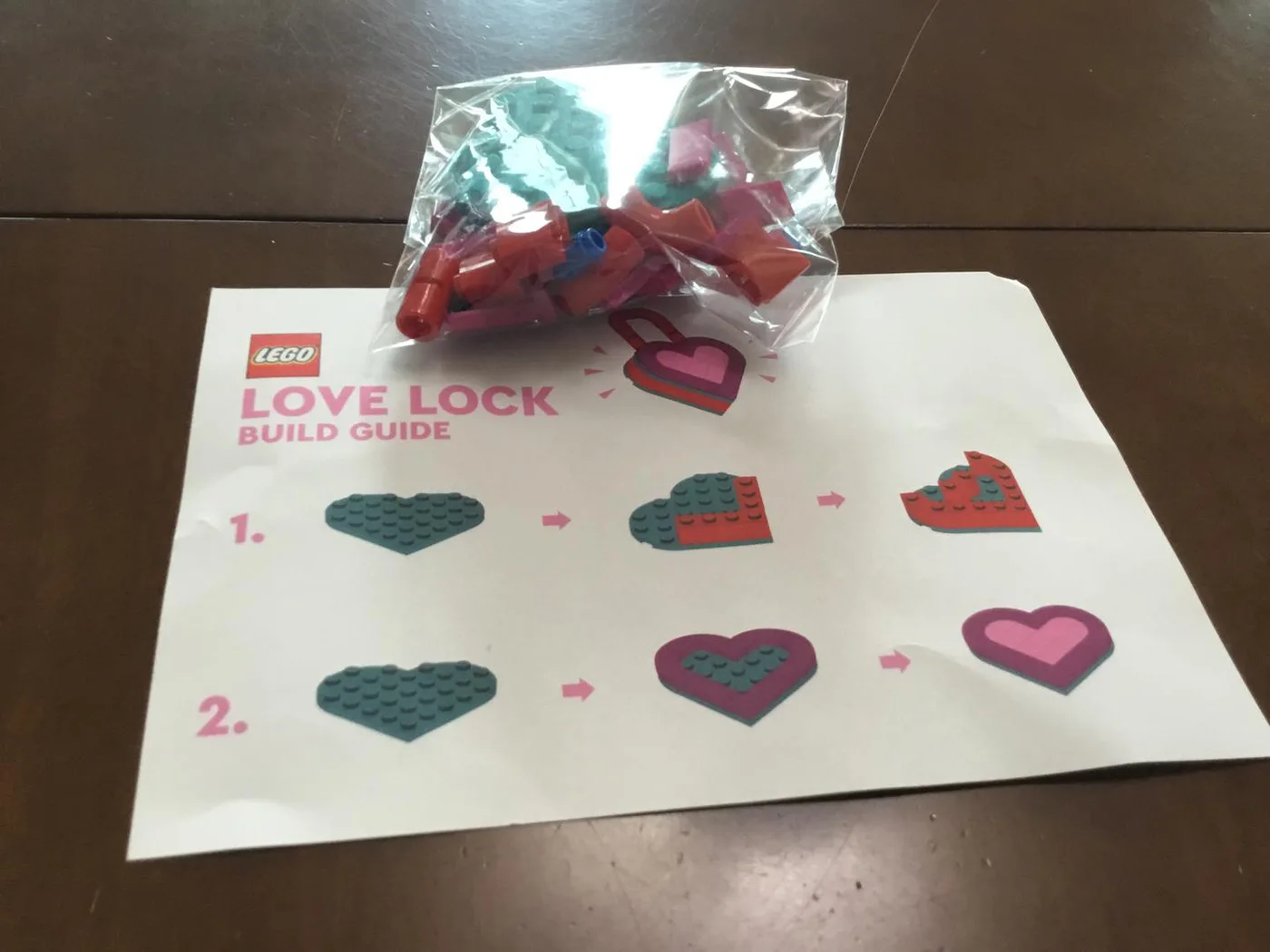 LEGO Cadenas d'amour (LOVELOCK-1) - prix | Brick Broker