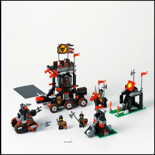 LEGO 6096 L'attaque du taureau - prix et où acheter | Brick Broker