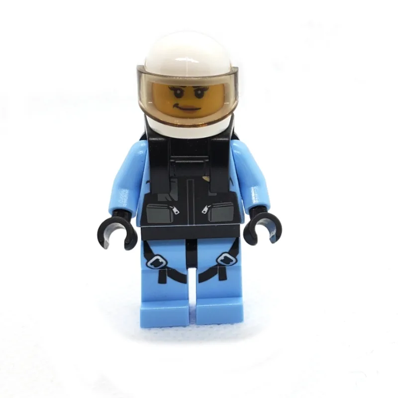 Policewoman, Black Vest with Badge and Pouche… — minifigurine LEGO | Brick Broker