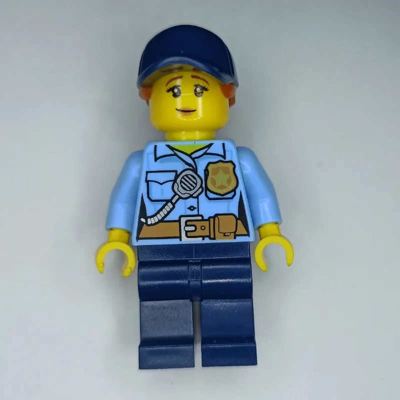 Policewoman, Bright Light Blue Shirt, Dark Bl… — minifigurine LEGO | Brick Broker
