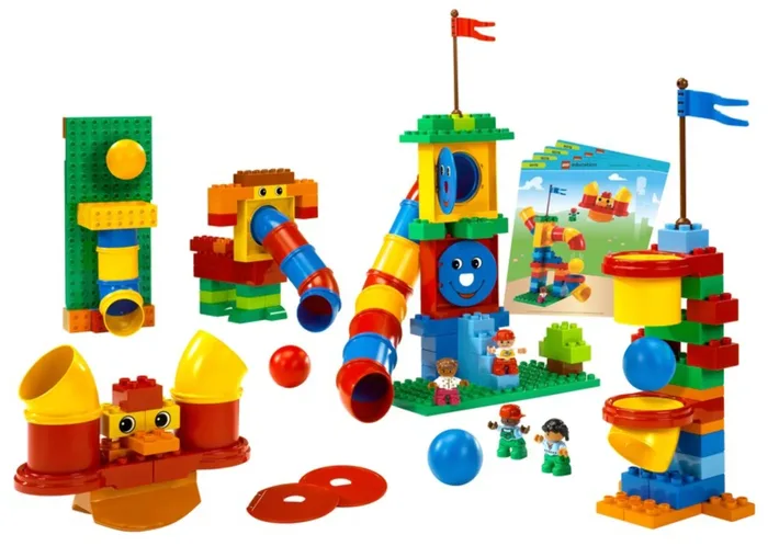 LEGO 9076 Kit d'Expérimentation de Tubes avec Rangement - prix | Brick Broker
