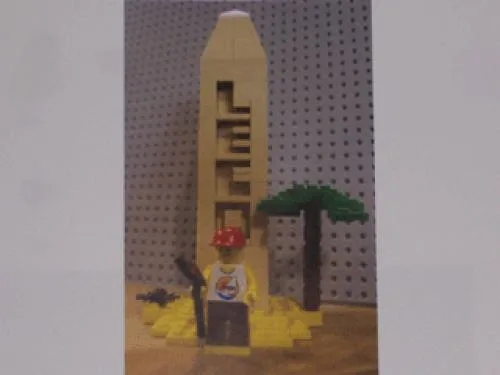 LEGO Obelisk (Exclusif Pass Ambassadeur LLCA) (llca35-1) - prix | Brick Broker
