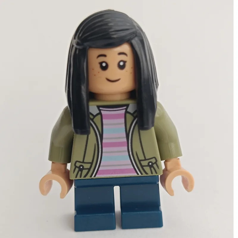 Cho Chang, Short Legs, Olive Green Jacket — minifigurine LEGO | Brick Broker