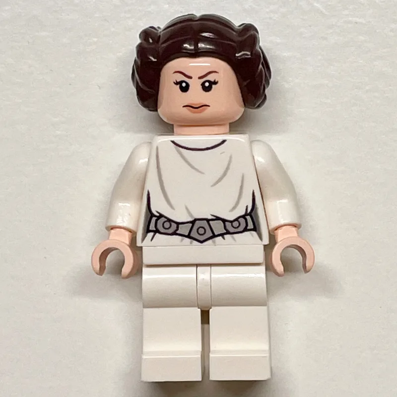 Princess Leia, White Robe, Dark Brown Hair, D… — minifigurine LEGO | Brick Broker