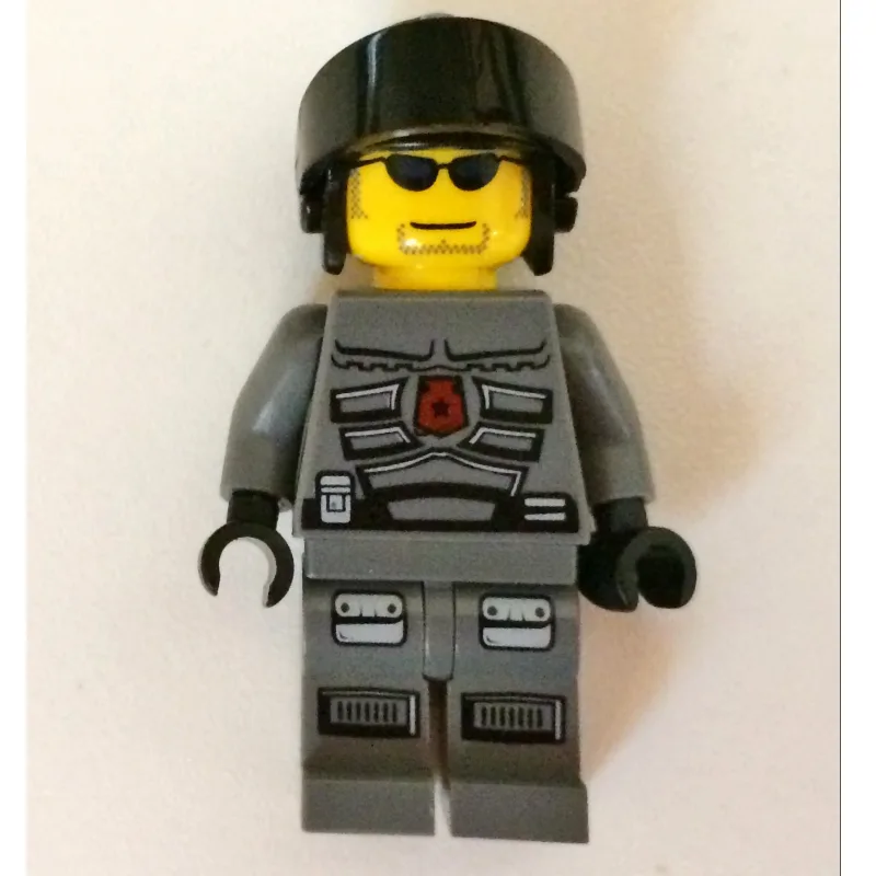 Space Police III - Officer — dans quels sets LEGO ? (fig-002279) | Brick Broker