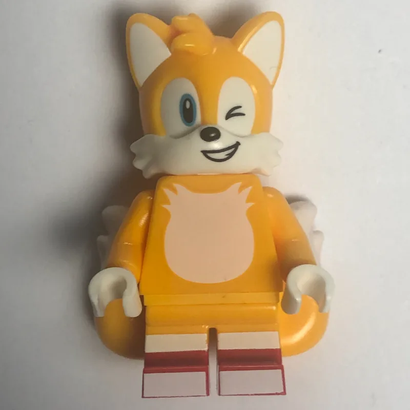 Miles 'Tails' Prower, Winking — dans quels sets LEGO ? (fig-015298) | Brick Broker