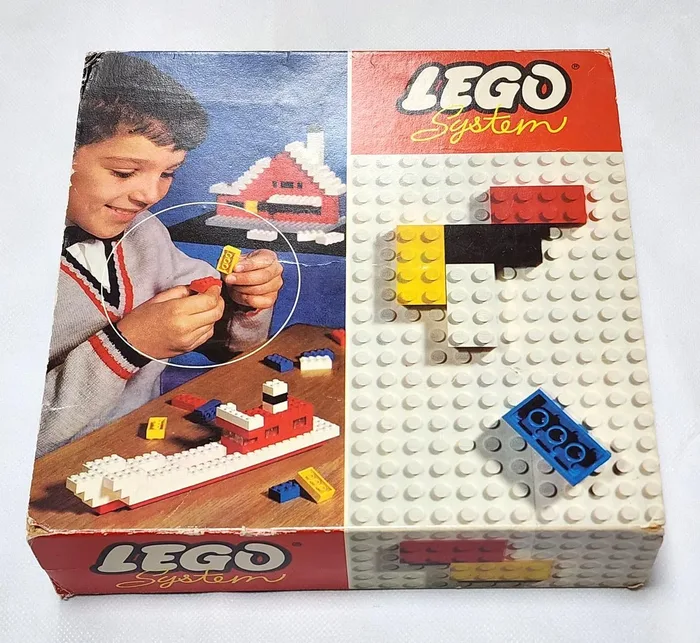 LEGO 020 Boîte de construction de base en carton - prix | Brick Broker