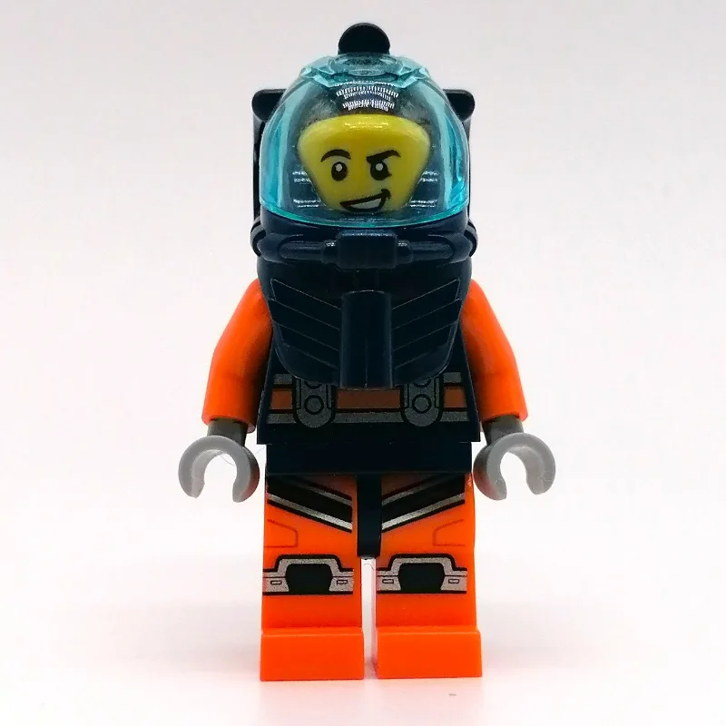 Diver, Man, Dark Blue and Orange Wetsuit, Dar… — minifigurine LEGO | Brick Broker