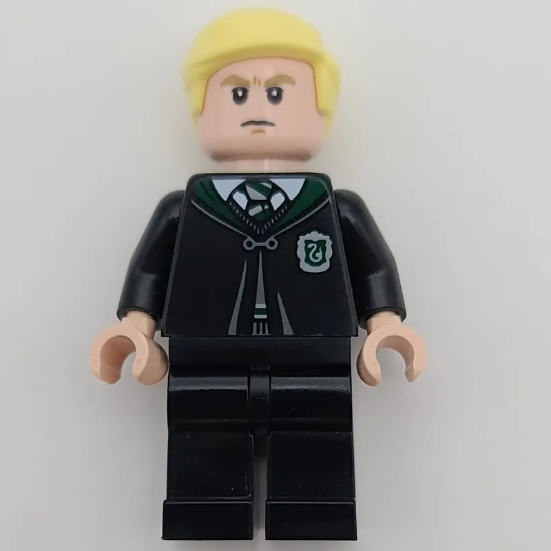 Draco Malfoy, Closed Slytherin Robes with Cre… — minifigurine LEGO | Brick Broker