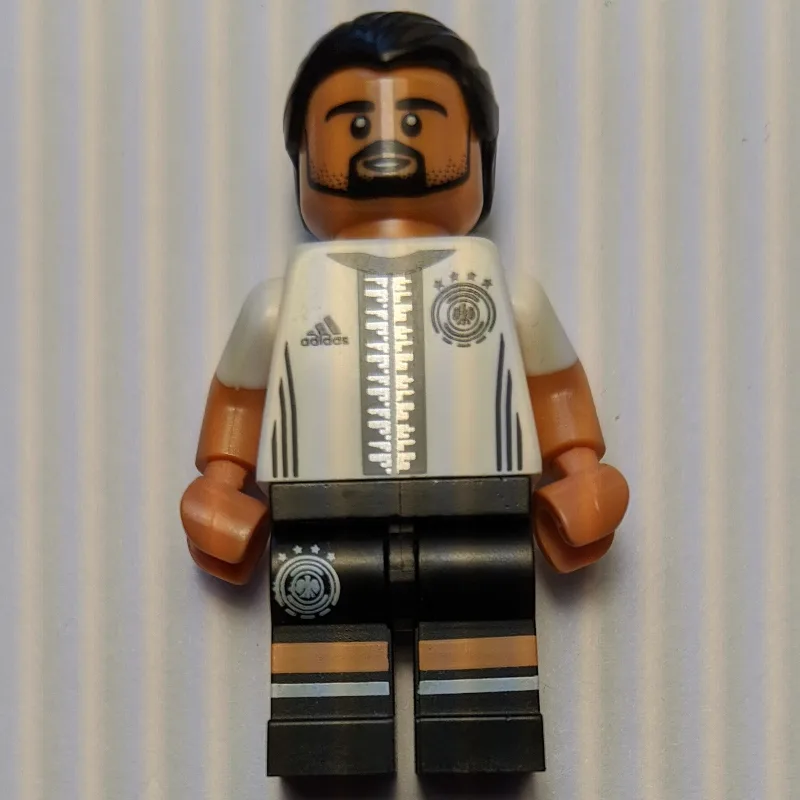 Sami Khedira (CMF) — dans quels sets LEGO ? (fig-000627) | Brick Broker