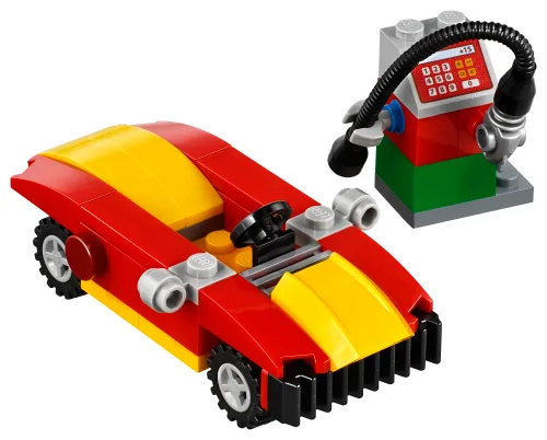 LEGO 40277 Voiture et pompe à essence - prix | Brick Broker