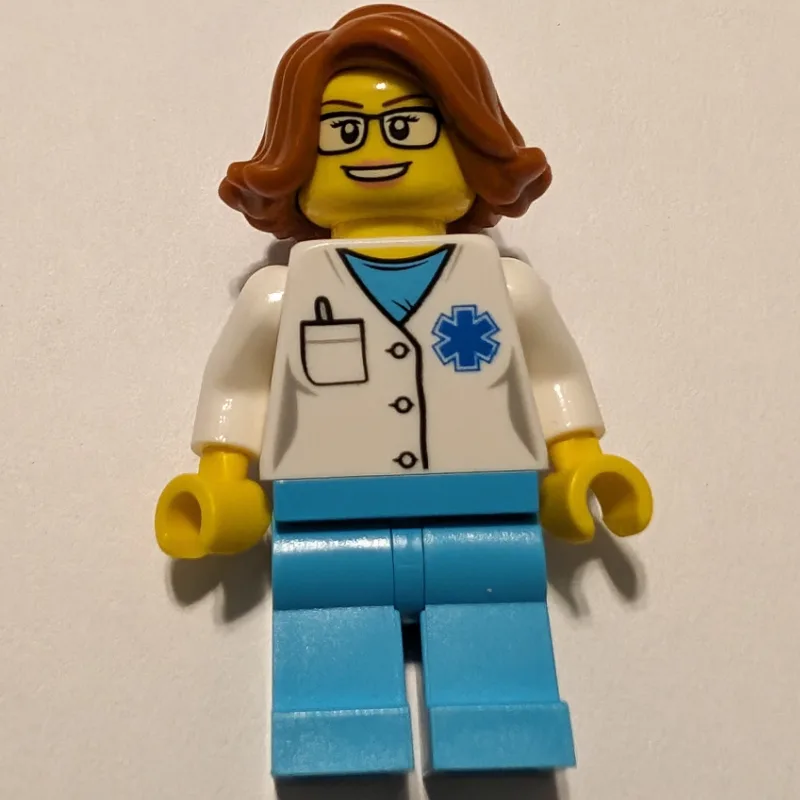 Doctor Grey, Woman, White Shirt over Medium A… — minifigurine LEGO | Brick Broker