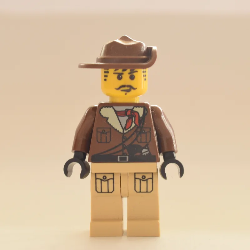 Johnny Thunder with Tan Pants with Pockets — minifigurine LEGO | Brick Broker