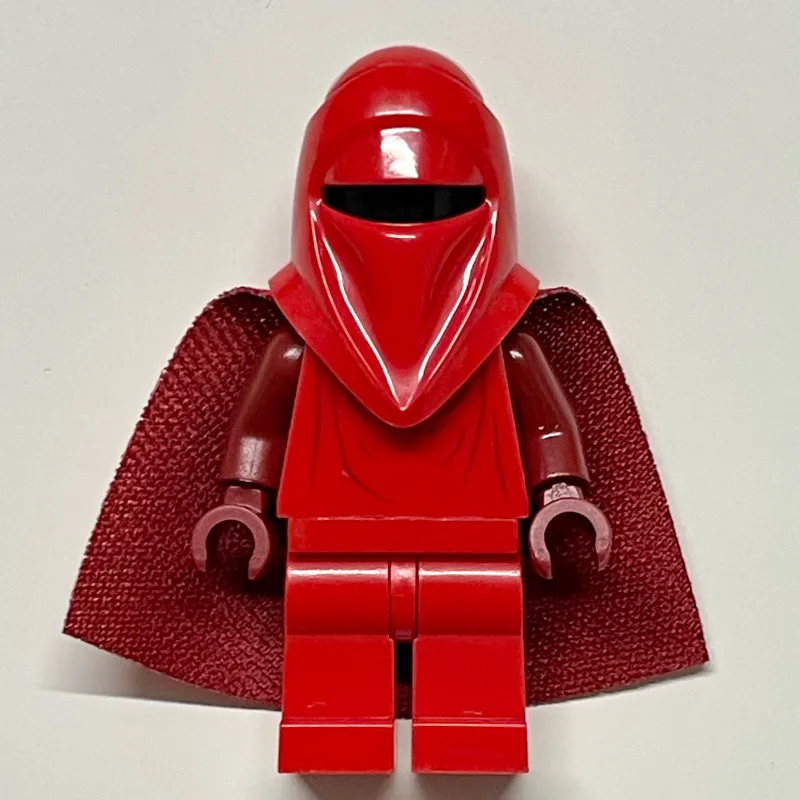 Royal Guard, Dark Red Hands, 19888 Cape, 3626… — minifigurine LEGO | Brick Broker
