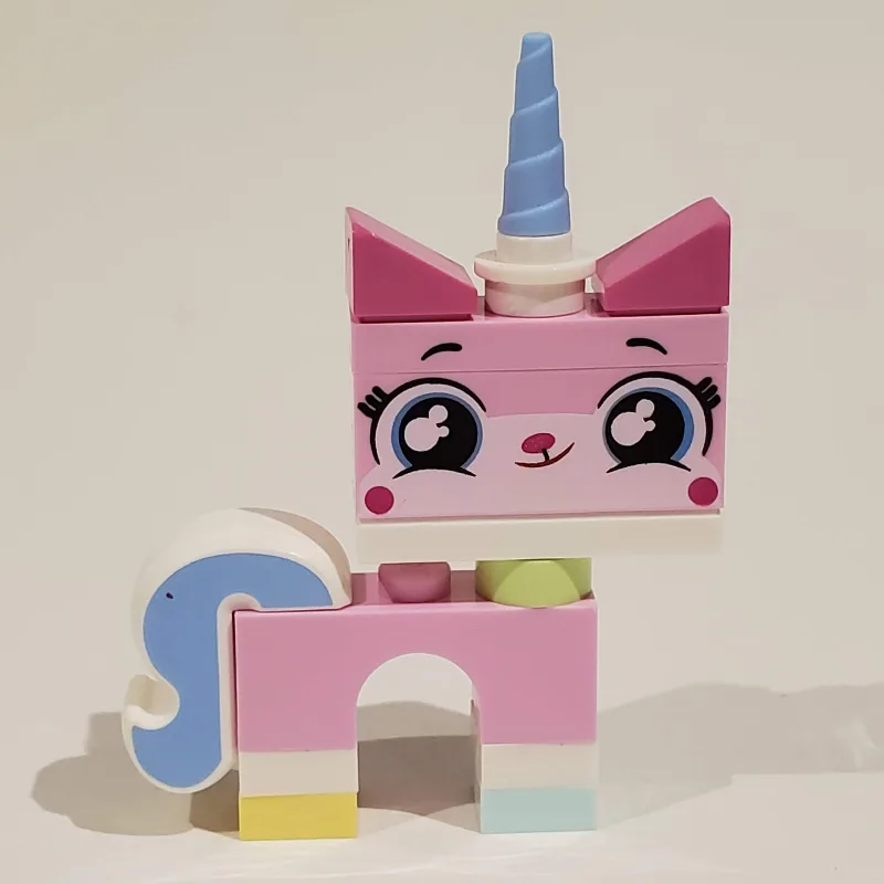 Unikitty, Light Aqua Foot, Closed Mouth, Cres… — minifigurine LEGO | Brick Broker
