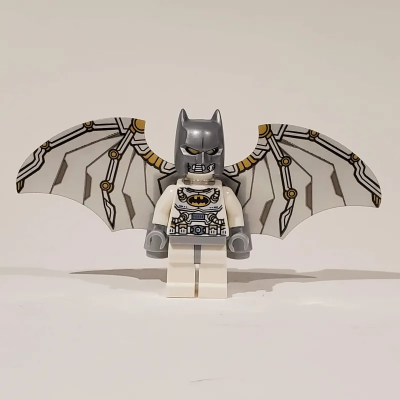 Batman, White Suit, Silver Cowl, Spacesuit wi… — minifigurine LEGO | Brick Broker