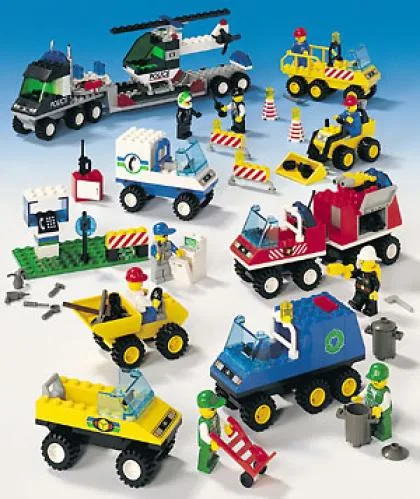 LEGO 9369 Véhicules Communautaires - prix | Brick Broker