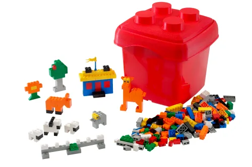 LEGO 7831 Seau d'imagination - prix et où acheter | Brick Broker