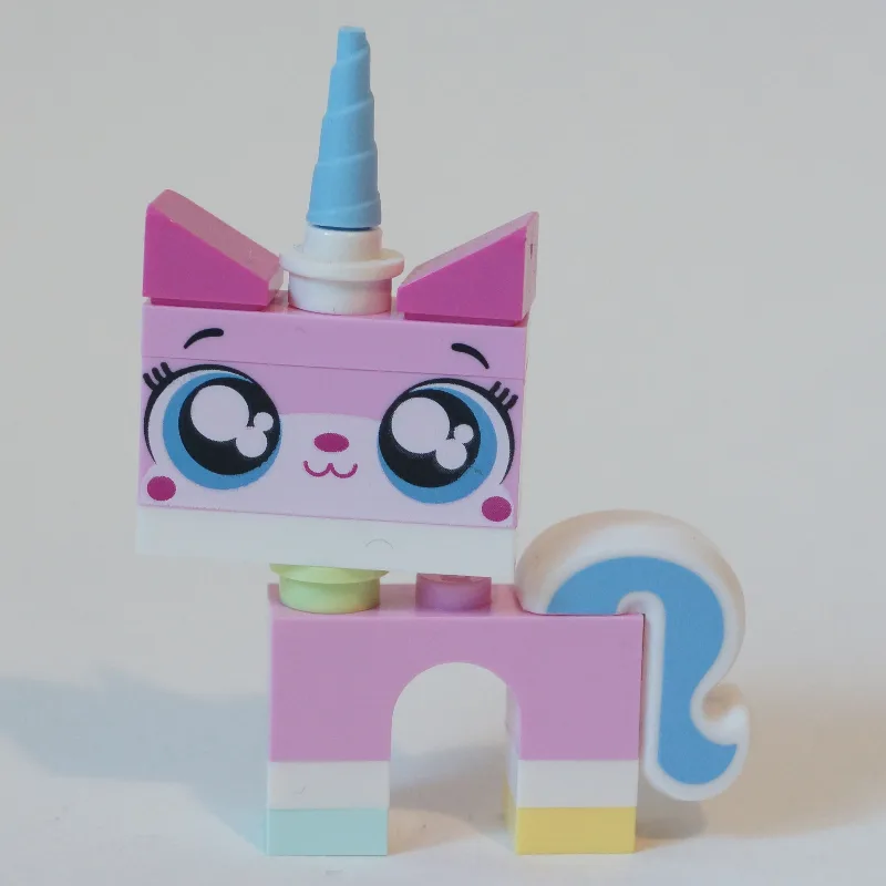 Unikitty, Light Aqua Foot, Closed Mouth, Roun… — minifigurine LEGO | Brick Broker