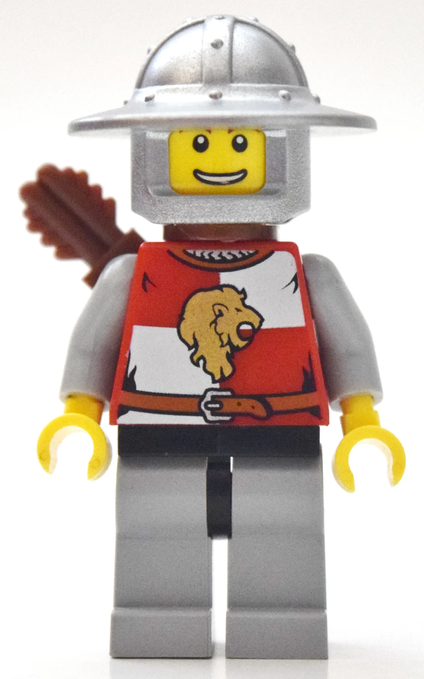 Lion Knight, Archer, Wide Brim Helmet, Quiver — minifigurine LEGO | Brick Broker