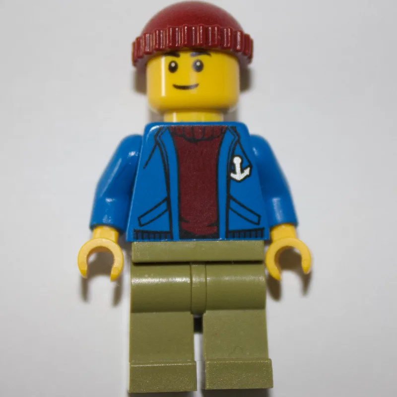 Blue Torso, Olive Green Legs, Dark Red Cap — minifigurine LEGO | Brick Broker