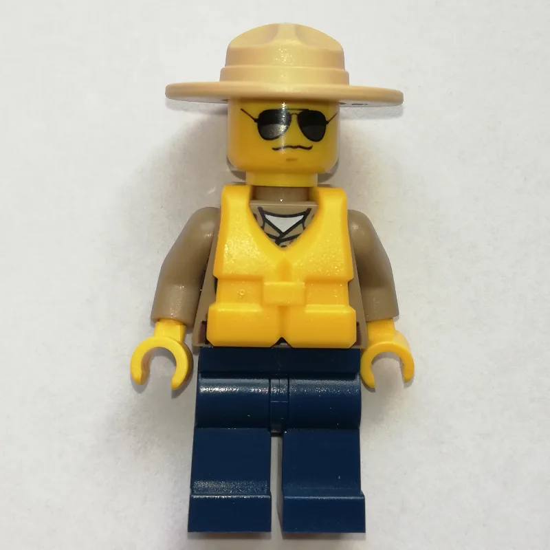 Forest Police / Ranger, Dark Tan Shirt with R… — minifigurine LEGO | Brick Broker