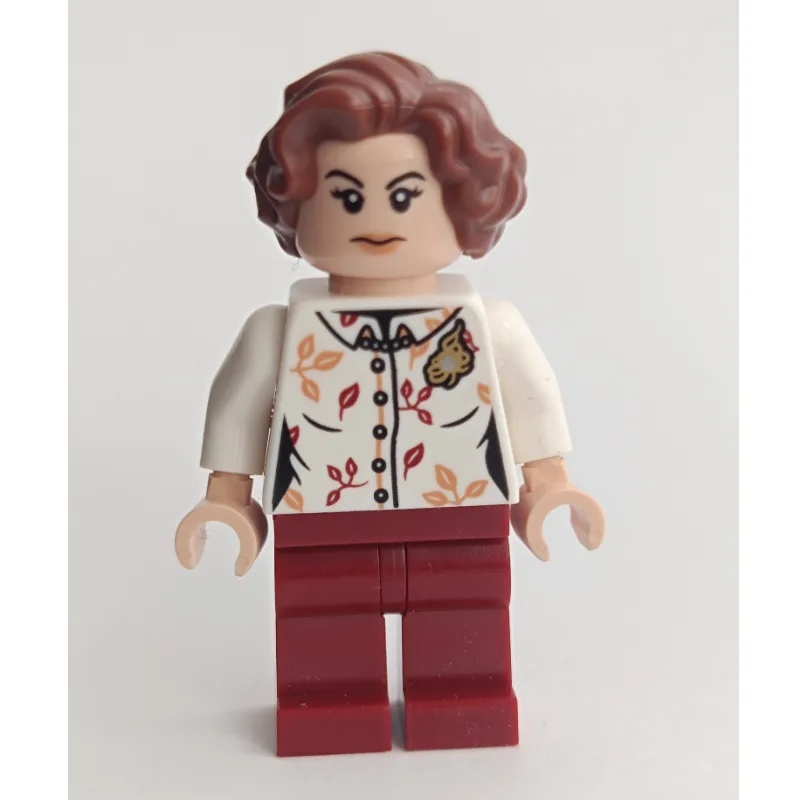 Petunia Dursley, White Shirt — dans quels sets LEGO ? (fig-016482) | Brick Broker