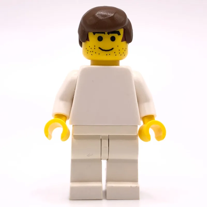 Soccer Player White Torso, White Legs 2 — minifigurine LEGO | Brick Broker