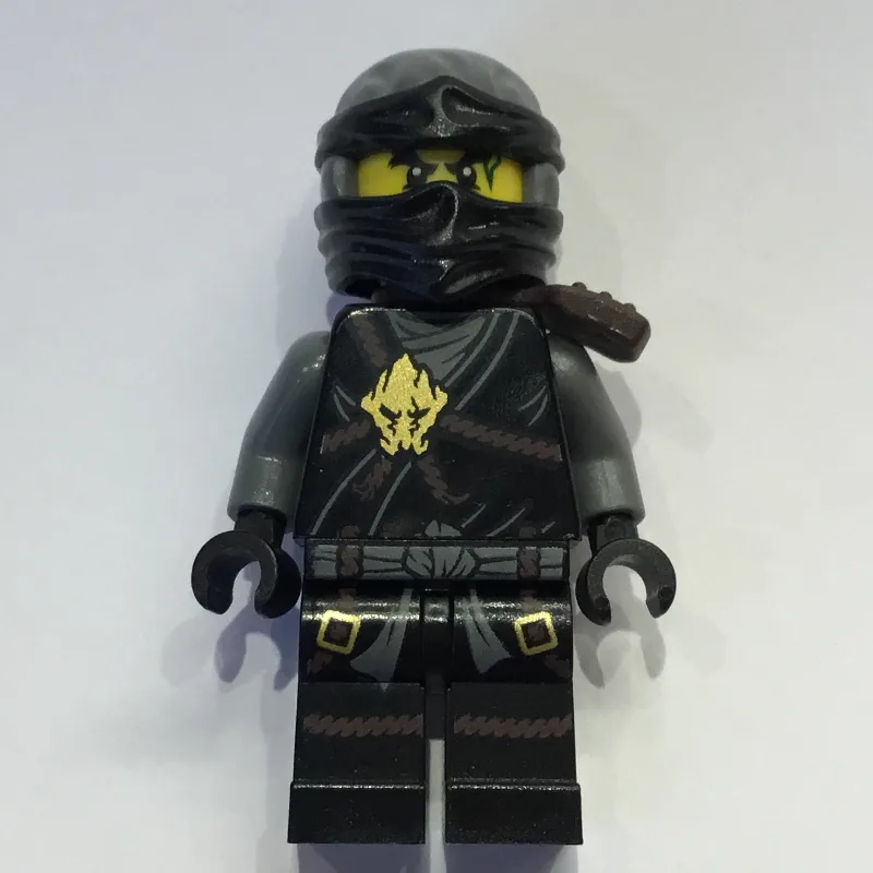 Cole in Honor Robes (Day of the Departed) — minifigurine LEGO | Brick Broker