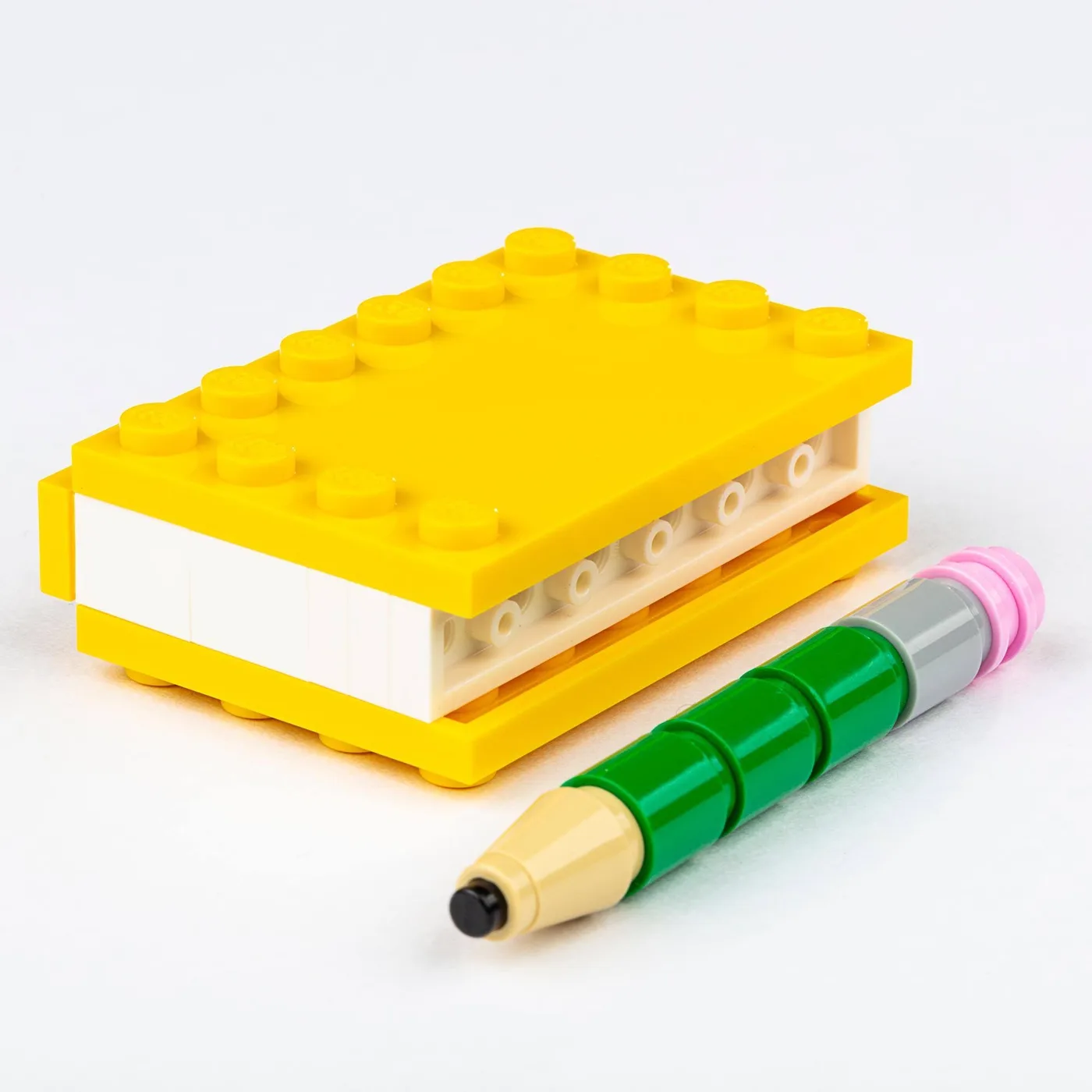 LEGO Livre et crayon (BOOKANDPENCIL-1) - prix | Brick Broker