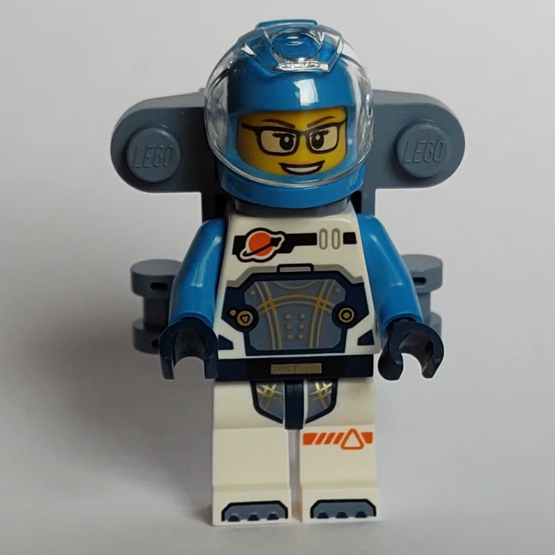 Astronaut, White and Dark Azure Spacesuit, Sa… — minifigurine LEGO | Brick Broker