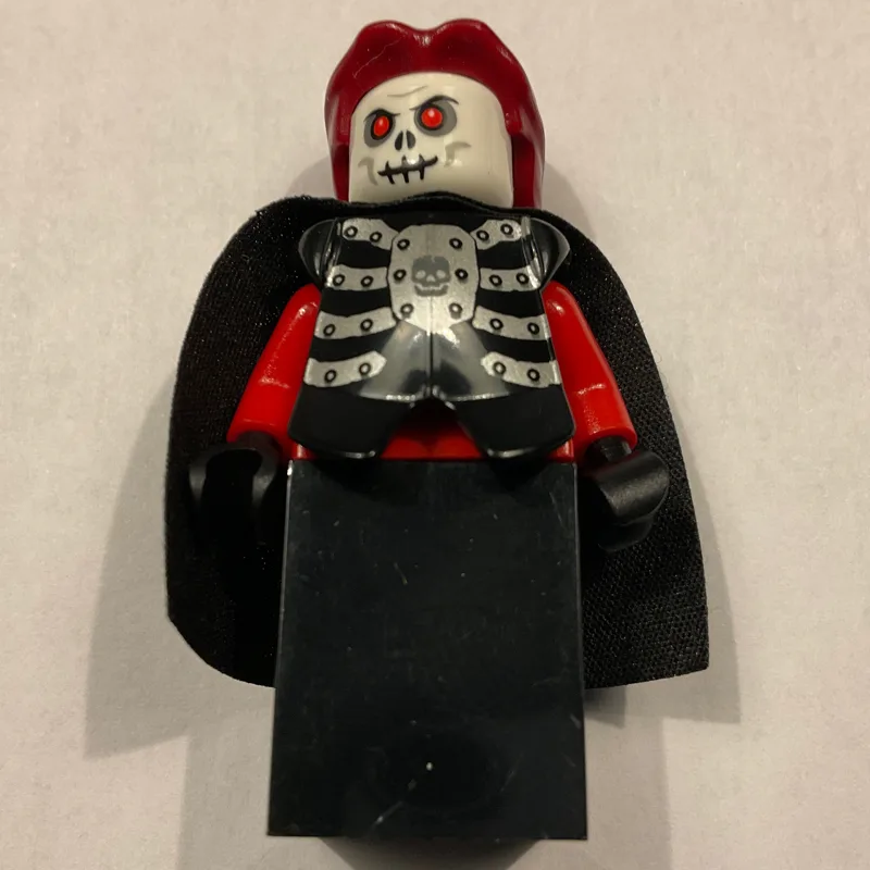 Chess Piece - Evil - Queen — dans quels sets LEGO ? (fig-009532) | Brick Broker