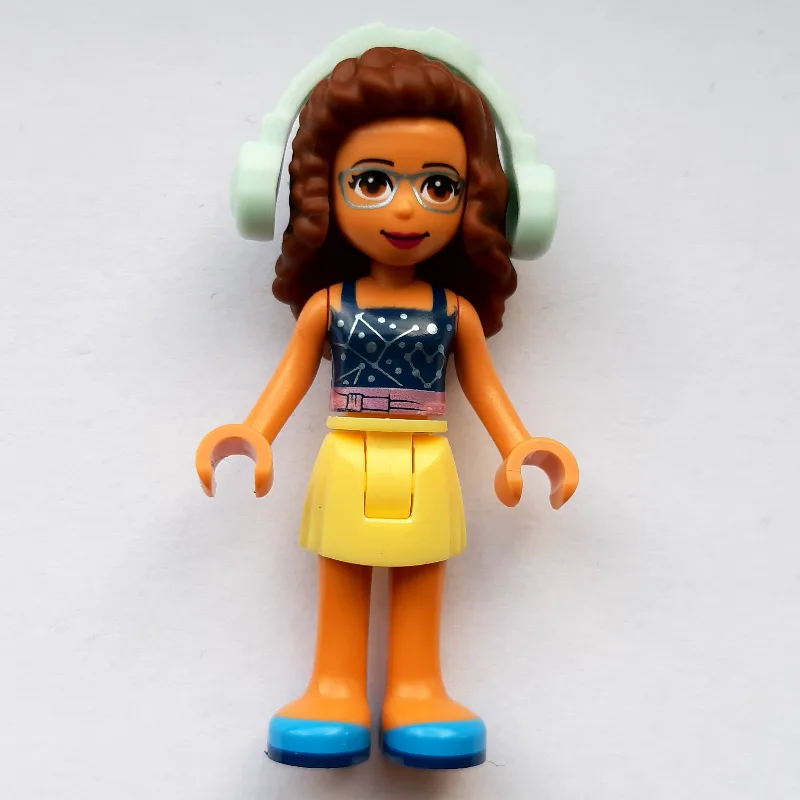 Olivia - Dark Blue Top, Bright Light Yellow S… — minifigurine LEGO | Brick Broker