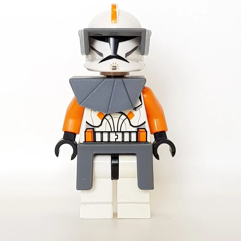 Clone Commander Cody, Pauldron and Kama — minifigurine LEGO | Brick Broker