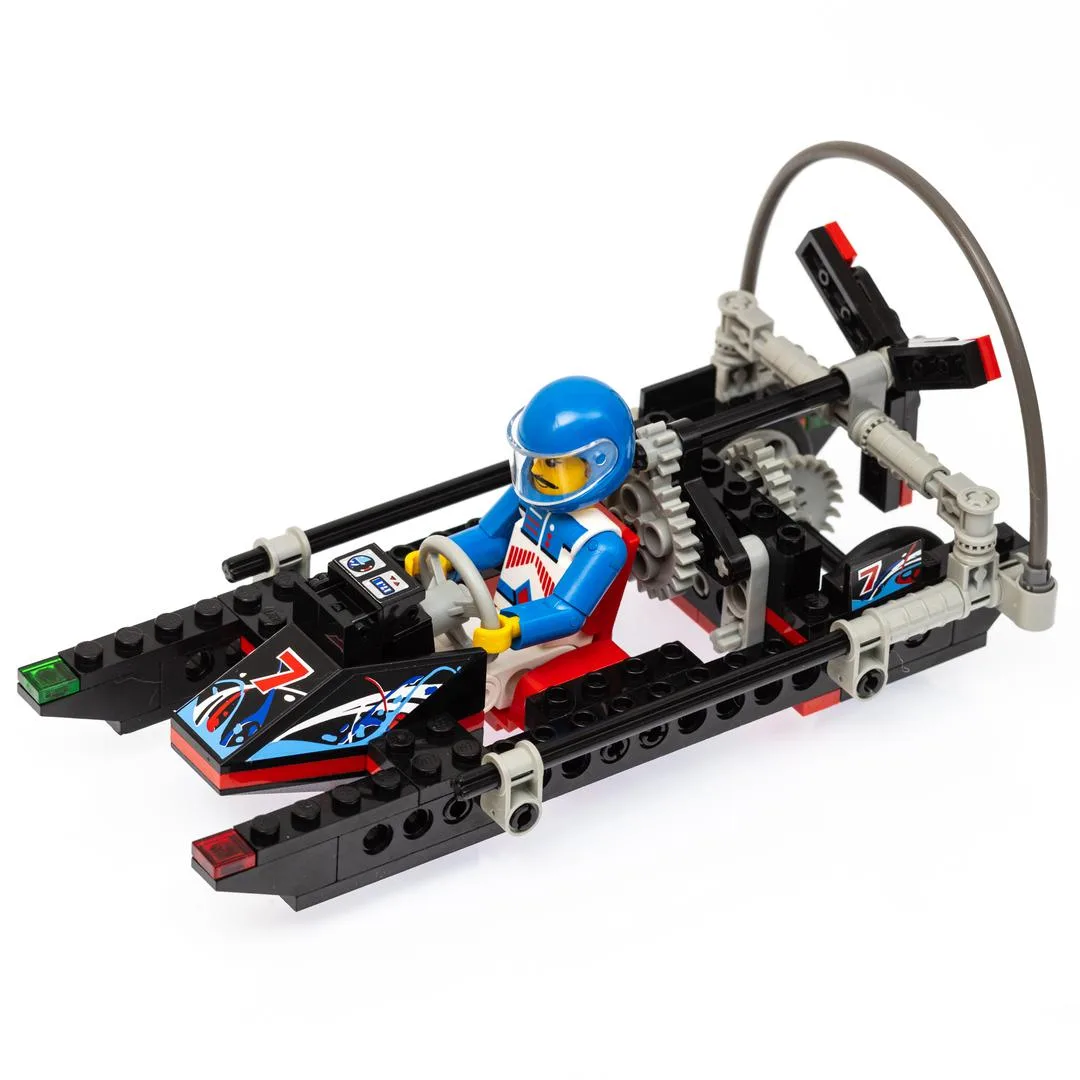 LEGO 8223 Hydrofoil 7 / Bateau à moteur Columbia - prix | Brick Broker