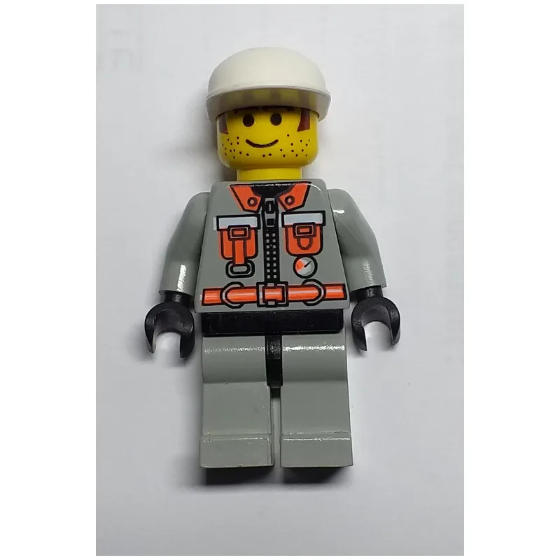 Fireman, Light Gray Fire Suit with Zipper, Ga… — minifigurine LEGO | Brick Broker