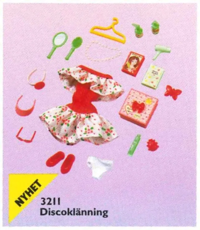 LEGO 3211 Robe et Accessoires de Fille - prix | Brick Broker