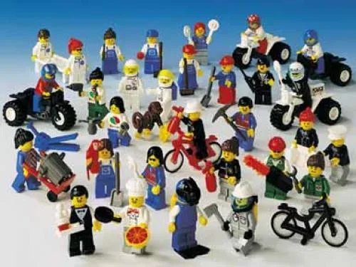 LEGO 9293 Travailleurs communautaires - prix | Brick Broker
