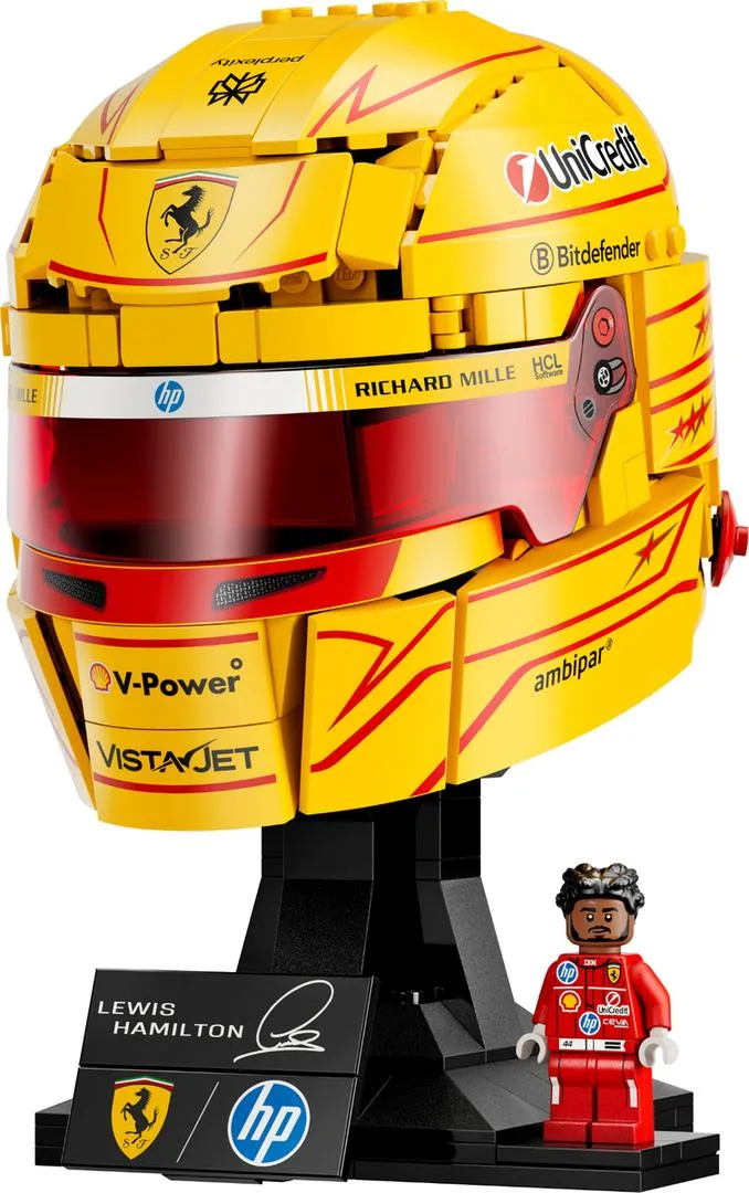 LEGO 43022 Les casques F1 de Lewis Hamilton et Charles Leclerc officiellement dévoilés - prix | Brick Broker