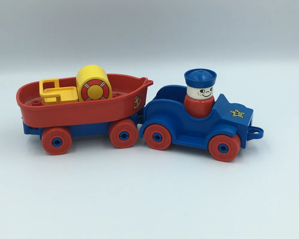 LEGO 2625 Voiture avec bateau et remorque - prix | Brick Broker