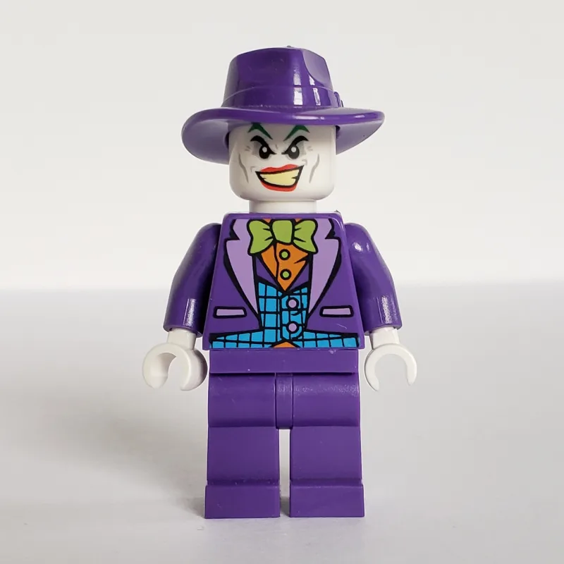 The Joker with Lime Bow Tie and Wide Brim Dar… — minifigurine LEGO | Brick Broker