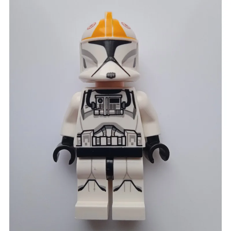 Clone Pilot, Phase I Armor, Black Eyes, Print… — minifigurine LEGO | Brick Broker