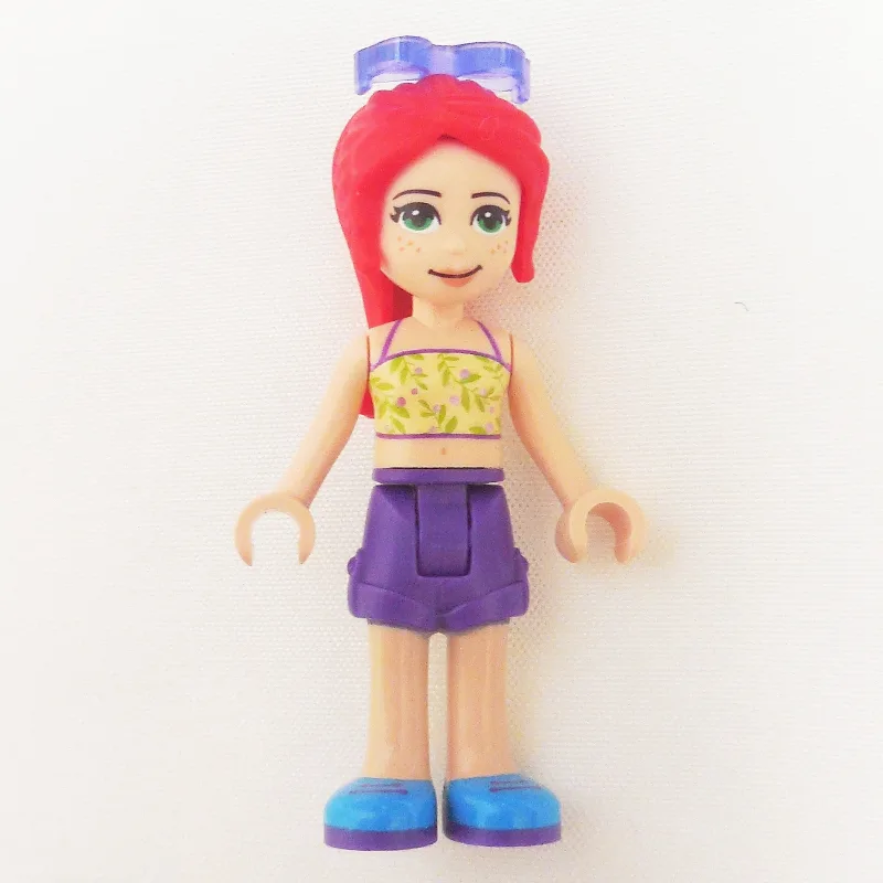 Mia - Lime Top, Dark Purple Skirt, Sunglasses — minifigurine LEGO | Brick Broker