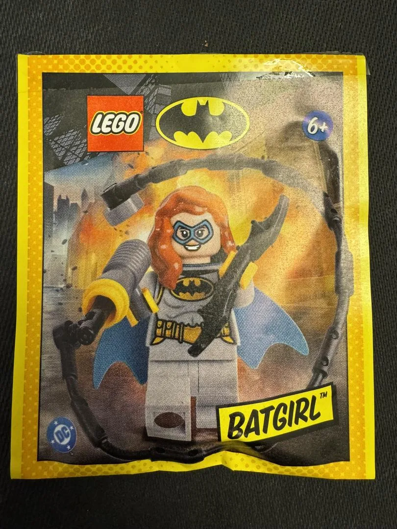 LEGO 212506 Batgirl - prix et où acheter | Brick Broker