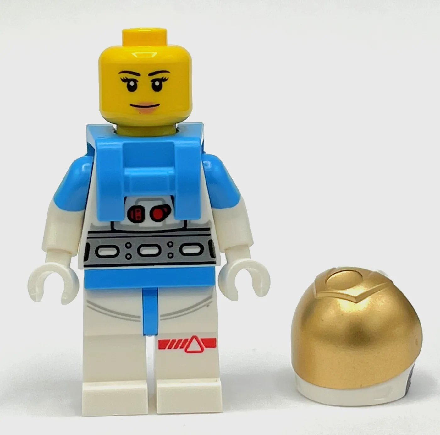 Astronaut, White Spacesuit, Dark Azure Backpa… — minifigurine LEGO | Brick Broker